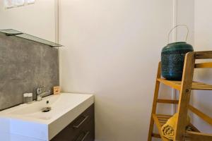 Appartements Bright studio - 600 meters from the Port of Toulon : photos des chambres