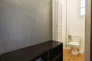 Appartements Bright studio - 600 meters from the Port of Toulon : photos des chambres