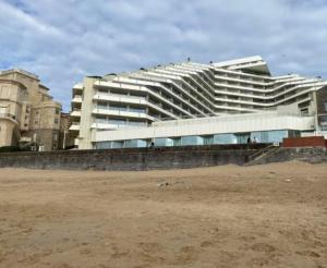 Appartements Cozy nest for 2 with balcony & beach access : photos des chambres