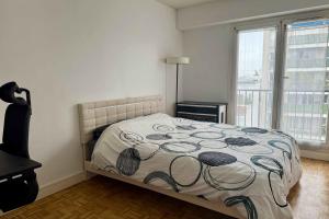 Elegant 2-room with balcony & Eiffel Tower view