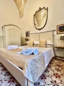 Eccelsoleccese Boutique B&B - steps from the Historic Center