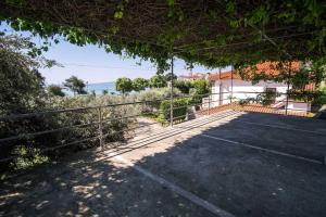 Apartments IVA near the sea