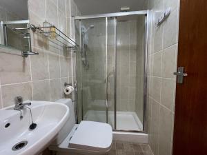 Wedgwood Hotel - Room 8