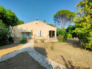 Villas L-Enclos du Chateau Valseille : photos des chambres