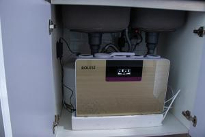 executive beautifully furnished apartment withmodern finishings ,swimming pool, fully equipped gym and other luxurious facilities and close proximity to major shopping malls in kilimani