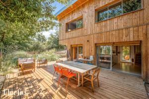 Maisons de vacances Cabane d’Ismou Pool & Wood Design : photos des chambres