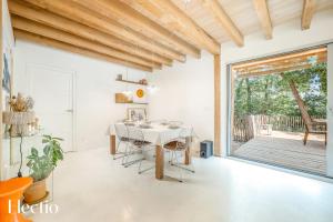 Maisons de vacances Cabane d’Ismou Pool & Wood Design : photos des chambres