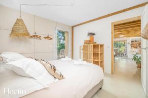 Maisons de vacances Cabane d’Ismou Pool & Wood Design : photos des chambres