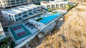 Family Friendly 2BR Cabo Condo by The Agency Baja