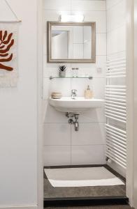 Seaside Stay High-Speed Wi-Fi