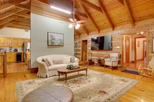 Golf and Hike Nature Escape with Sauna in Hephzibah