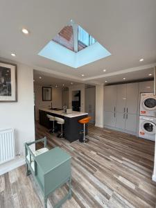 Business or Bliss - Stylish Lincolnshire Retreat