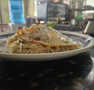 Mountain Pepper Palate Bed, Breakfast & Movie