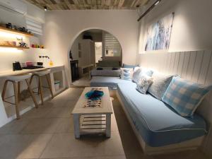 Kallis traditional renovated house in Chora Ios