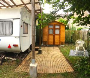 Tentes de luxe Glamping du loup garou : photos des chambres