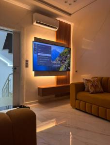 Newly Opened Modern Luxury Vibes - 3hvězdičkové hotely ve městě Fnidek