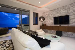 3 Bedroom Seaview Villa Pomelo