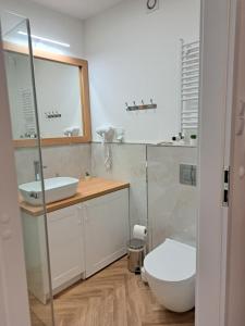 Apartament 303