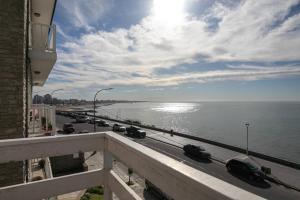 Vista al Mar con Cochera y Balcon en Pleno Centro