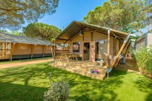 Camping & Bungalows Platja Brava