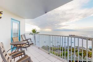 Beach Palms 309