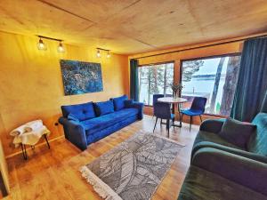 Nad Narvią - dom na drzewie