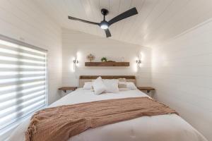 Luxe Studio - 3hvězdičkové hotely ve městě Millersburg