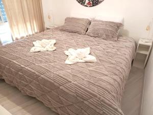 Hermoso Apt con Piscina cerca al Monumental-River