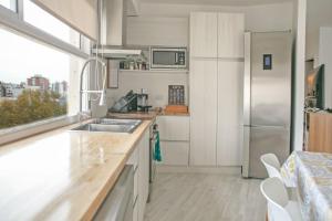 Hermoso Apt con Piscina cerca al Monumental-River