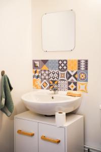 Maisons de vacances Charmante maison familiale avec jardin et barbecue : photos des chambres