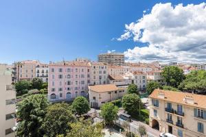 Appartements Terrace and parking apartment city center : photos des chambres