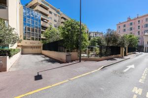 Appartements Terrace and parking apartment city center : photos des chambres