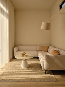 URUUMI Onna Pool Villa ｳﾙｳﾐ ｵﾝﾅ ﾌﾟｰﾙ ｳﾞｨﾗ -公式-