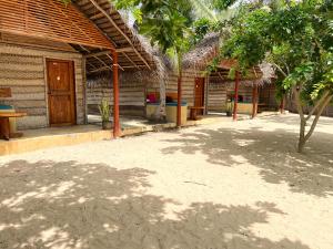 Coco Cottage Kite Surfing-Kalpitiya