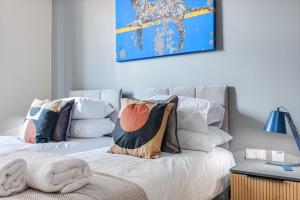 Millhouse Apartment - City Centre - Free Parking, Self-Check-in, SkyTV and Fast Wifi by Yoko Property