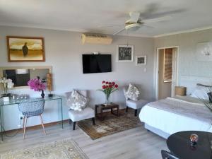 Roland’s Valley Art Accommodation