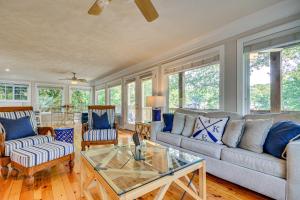 Dock & 2-Story Boat Slip: Badin Lake Cabin