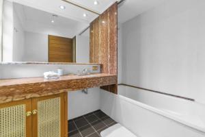 MOT Wine Country Villa 20 pax 9 Bd Pool & Jacuzzi