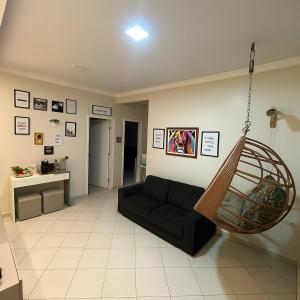 Apartamento completo e elegante, BEM LOCALIZADO.
