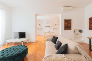 Fontana di Trevi Modern Apartment