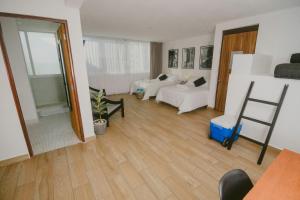 BeachView & Balcony 3905