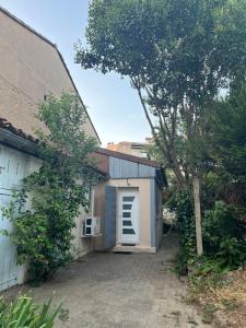 Maisonnette Proche Gare & Centre l Jardin l Clim