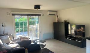 Bosparel met ruime tuin en airco!