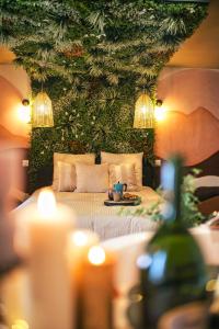 Appartements Desert rose jacuzzi situe a 5 min du centre ville de mulhouse stationnement privee sur demande : photos des chambres