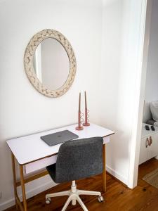 Superb 3 BR Apartment - Beachfront - Old Town Cascais