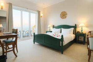 The Sky Imperial Pavoreal Jungle Resort