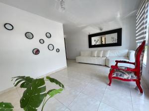 Hermoso y comodo apartamento con Aire acondicionado y parqueo privado en unidad residencial - Jamundi