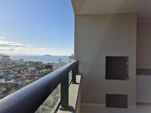 Skyline Comfort Club - Azul Celeste