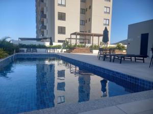 Skyline Comfort Club - Azul Celeste