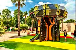 Campings Mobil-home domaine la yole 5 etoiles : photos des chambres